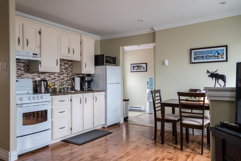 Annies Landing Hotel Bonavista Bagian luar foto